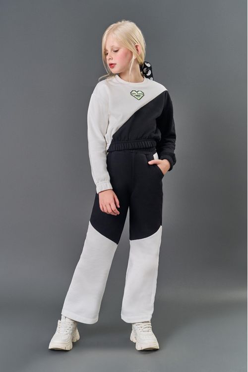 Conjunto Infantil Menina Patch Coração Natural CTV