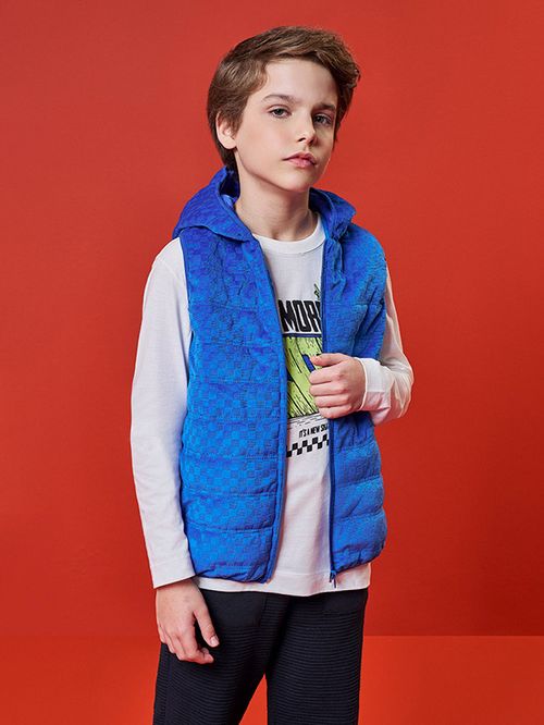 Colete com Capuz Infantil Menino em Matelassê Kippos
